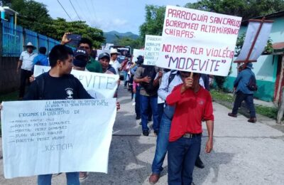 MODEVITE se moviliza en Chicomuselo para exigir respecto a sus procesos y a su lucha por la vida digna de los pueblos