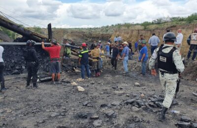 Gobiernos de los tres niveles encubren negligencia y corrupción en el caso de los mineros atrapados en Coahuila