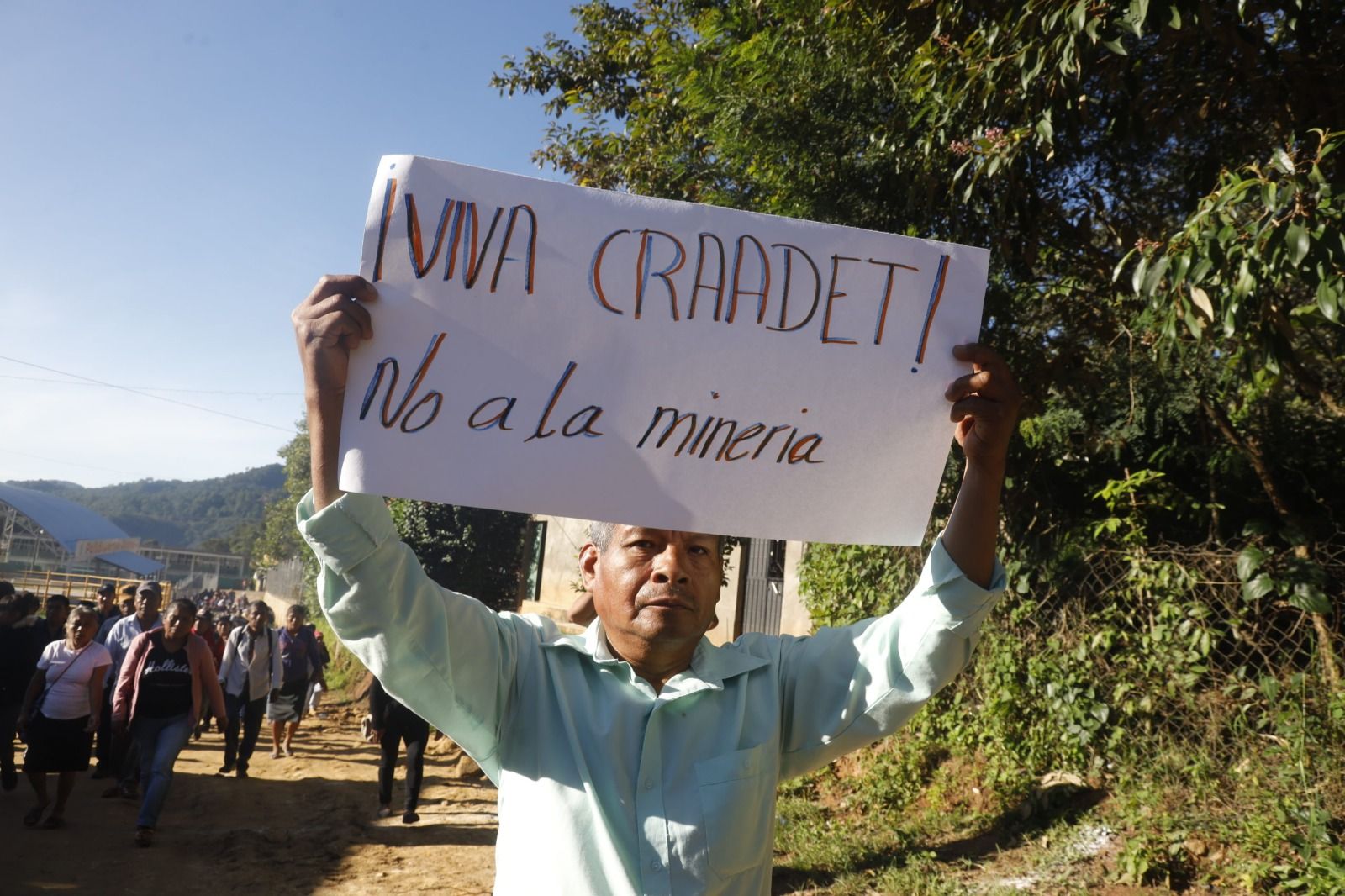 Denuncian presión para aceptar proyectos mineras en la montaña de Guerrero